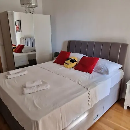 Apartment Anica 2