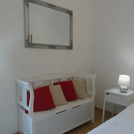 Apartment Anica 2
