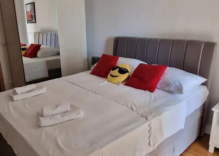 アパート Anica 2