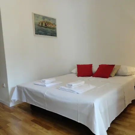Anica 2 Apartamento Makarska