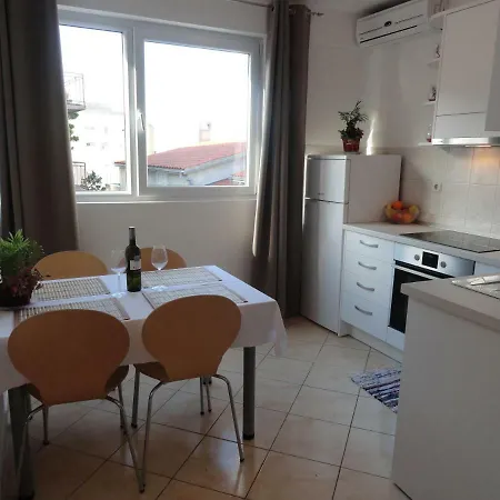 Anica 2 Apartamento